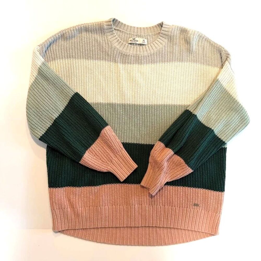 Hollister sweater XS